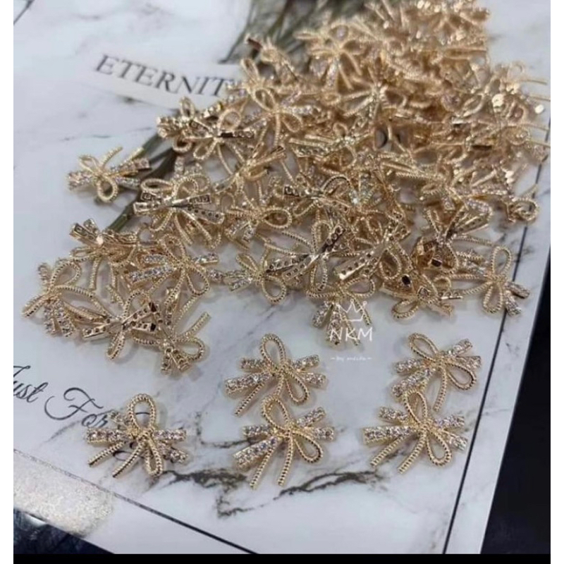 chamr nơ nail, chamr nơ quốc dân