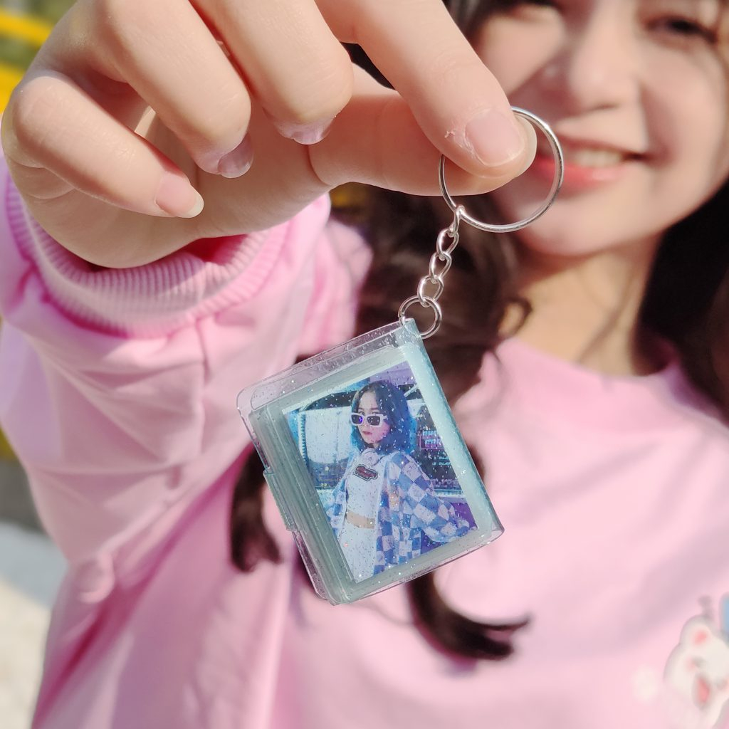 Móc khoá album ảnh mini 2 inch album móc khóa in hình ảnh mini theo yêu cầu làm quà handmade - MKA4