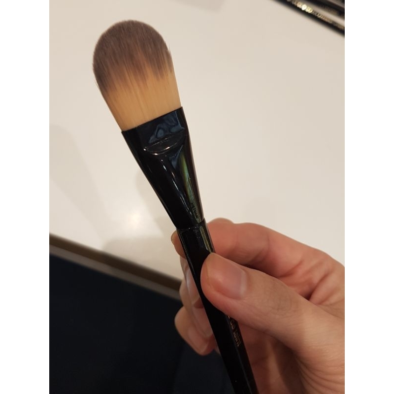 Cọ makeup Lan come used đã giặt sạch sẽ. ít dùng nên còn khá mới