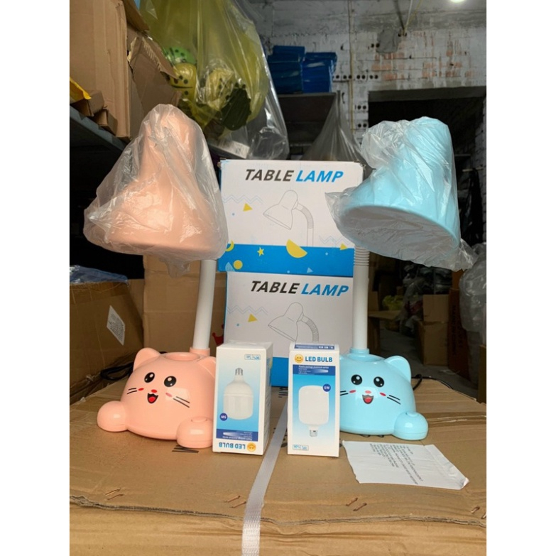 Đèn học để bàn cho bé hình mèo có lỗ để bút tiện lợi - Đèn để bàn học cho bé mẫu mới hình con mèo xinh