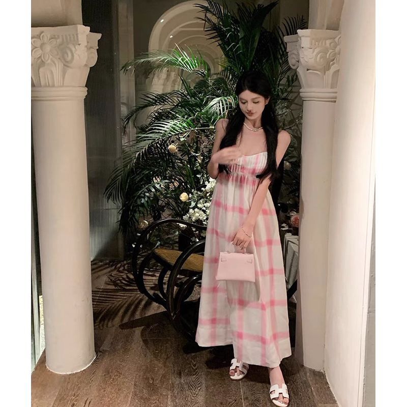 Đầm xoè hai dây caro hồng hở lưng