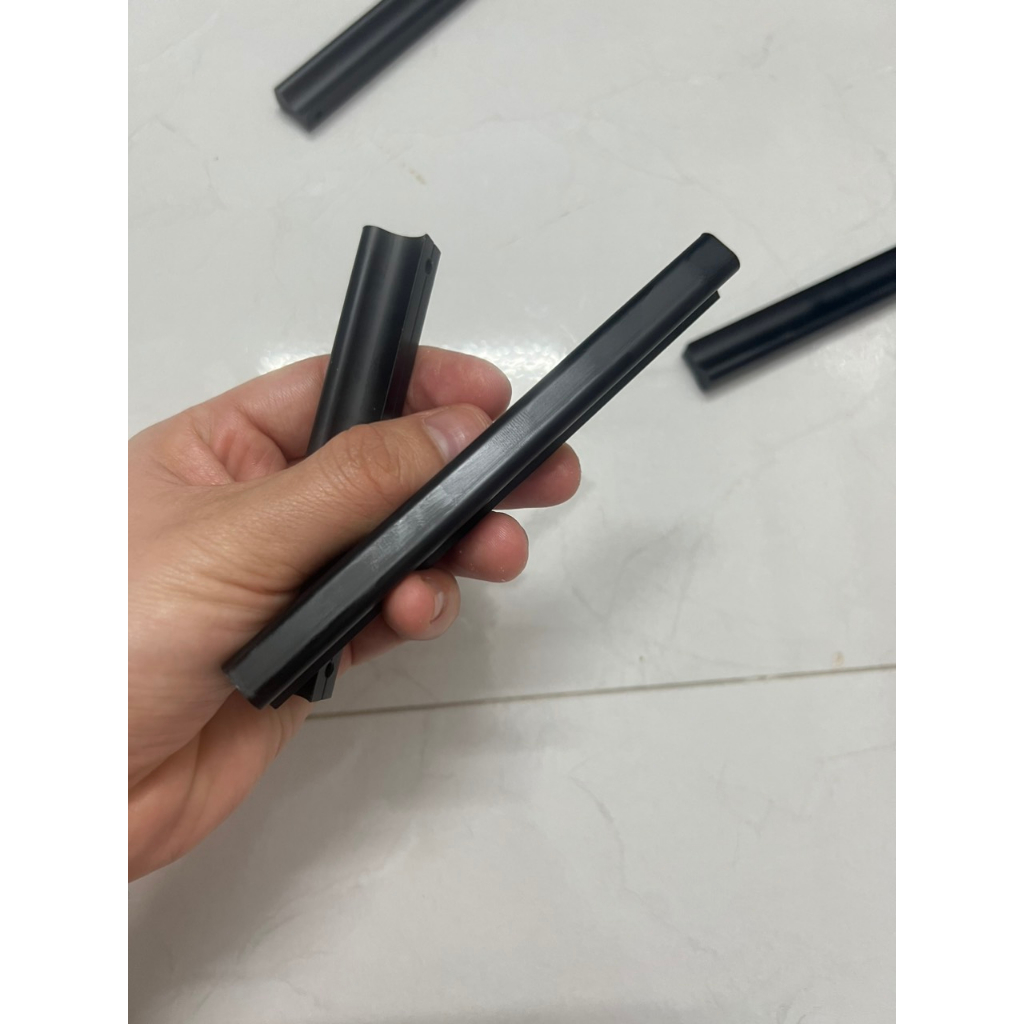 Tay nắm PE nhôm nguyên khối lắp tủ nhôm ,tủ bếp, tủ quần áo cao cấp - Tay cục dày bản to kèm vít