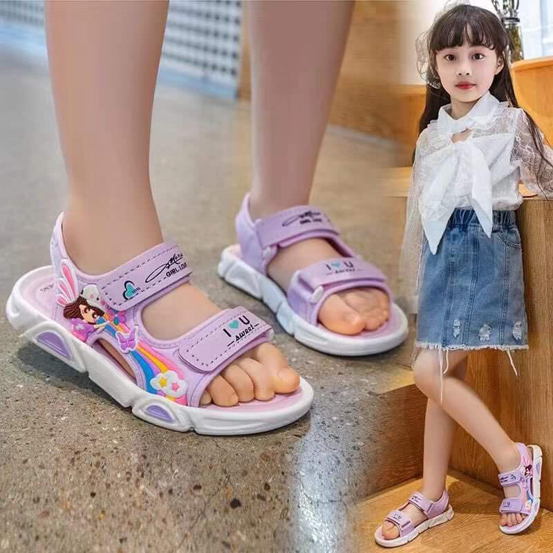 Sandal cao su mềm dẻo êm chân cho bé gái