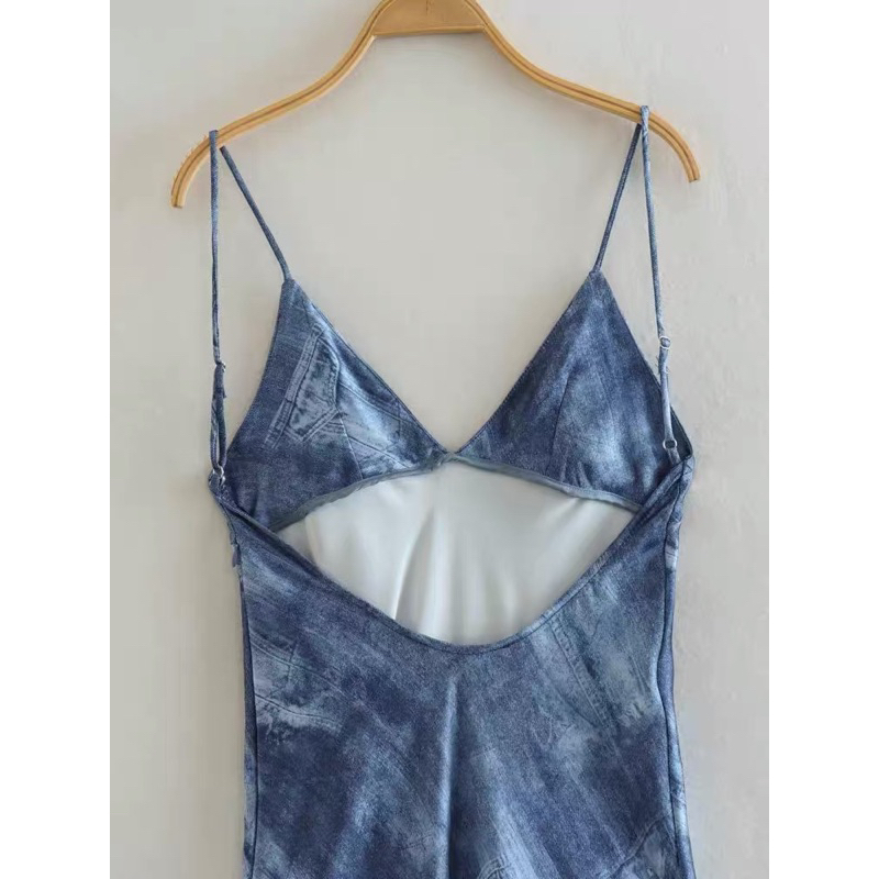 Đầm maxi xanh hai dây dáng dài