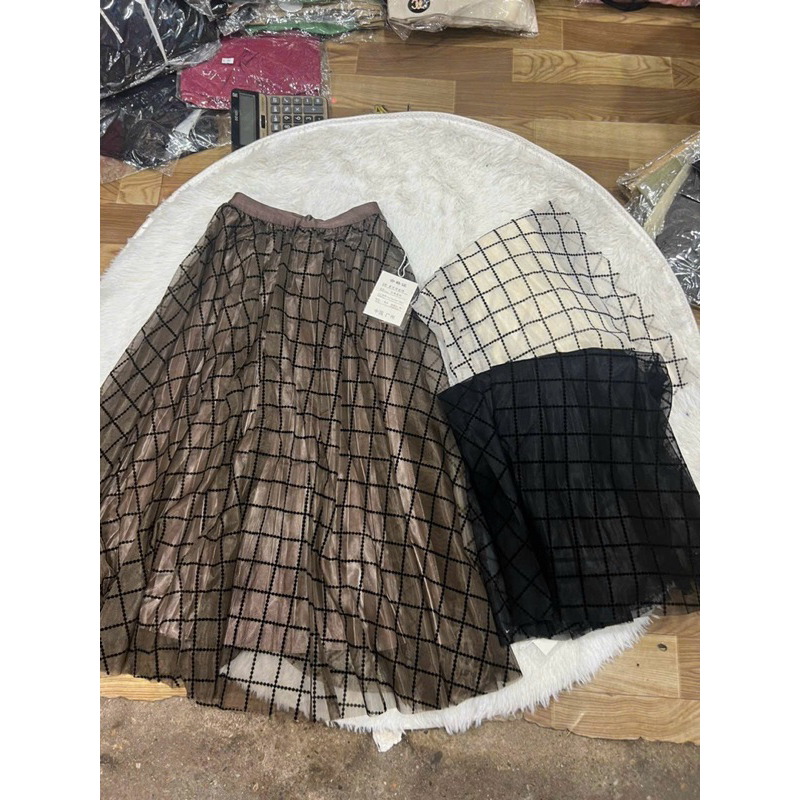 Chân váy kẻ hàng QC mặc được 2 mặt