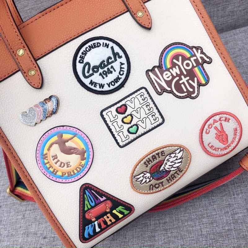 Túi Coach field tote