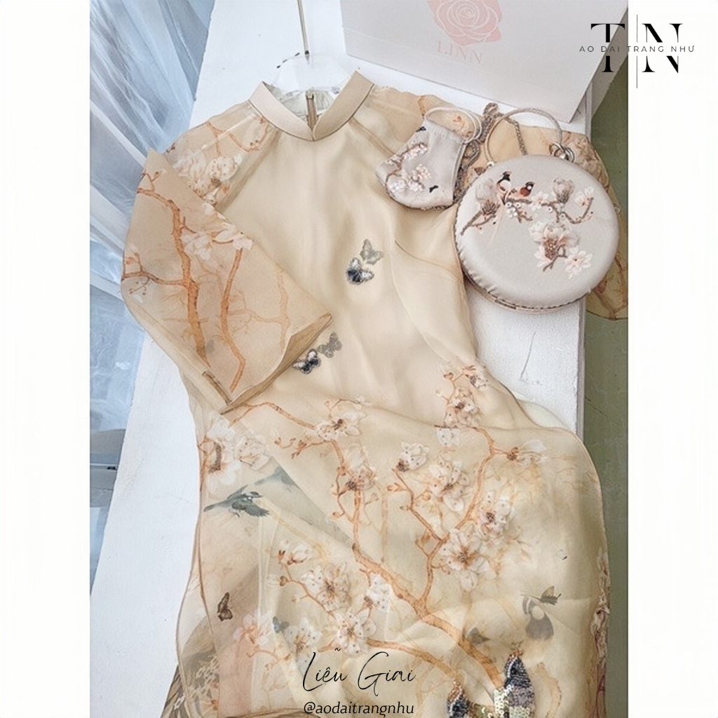 Áo dài cách tân nữ thiết kế 4 tà, đính kết chim anh đào