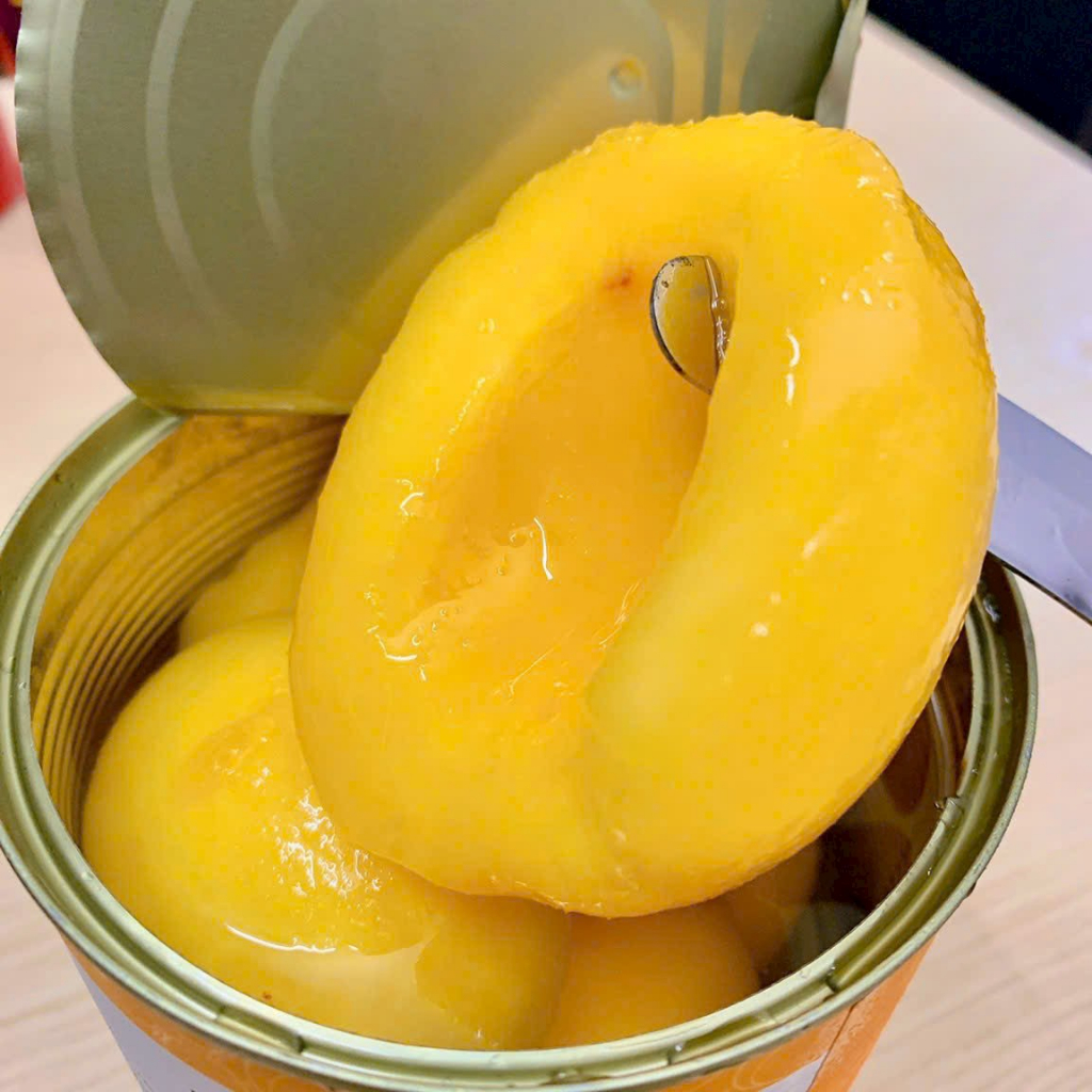 Đào Vàng Ngâm Đường Nong Woo - Hàn Quốc - 820g