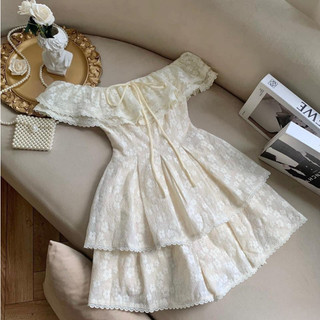Váy cúp ngực trễ vai thêu hoa nổi kiểu xếp tầng 3 lớp cao cấp deliz sang trọng mặc đi chơi, dự tiệc
