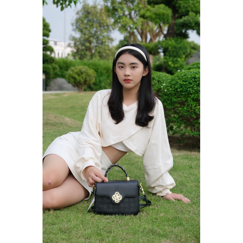 Túi xách hoa trà xoay đeo tréo đeo vai cầm tay đi tiệc đi chơi, làm quà tặng gia đình, người thân