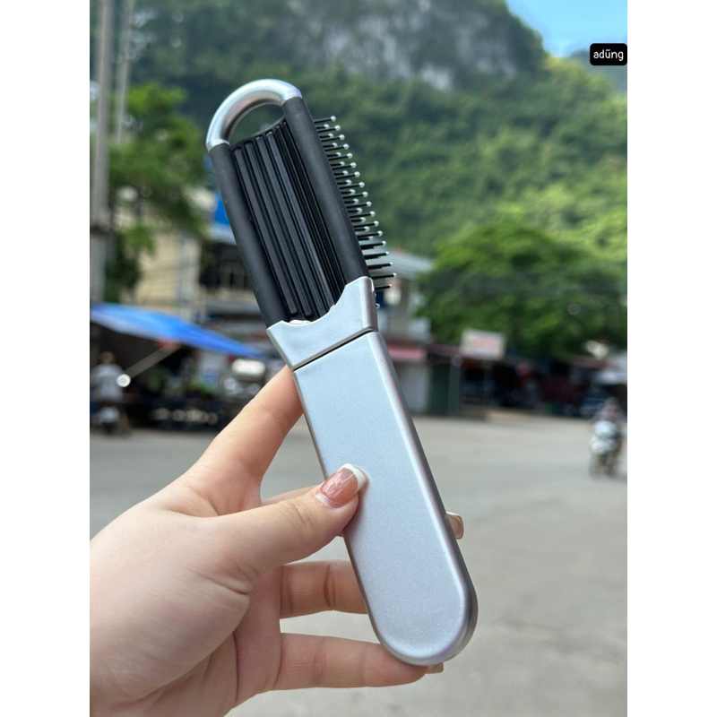 Lược gấp gọn kèm gương mini bỏ túi