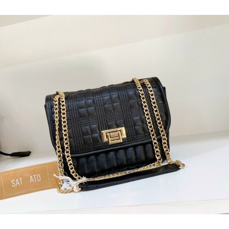 TÚI XÁCH NỮ KẸP NÁCH ĐEO CHÉO SATINAT đẹp xuất sắc màu đen chần ô Size 22 cm