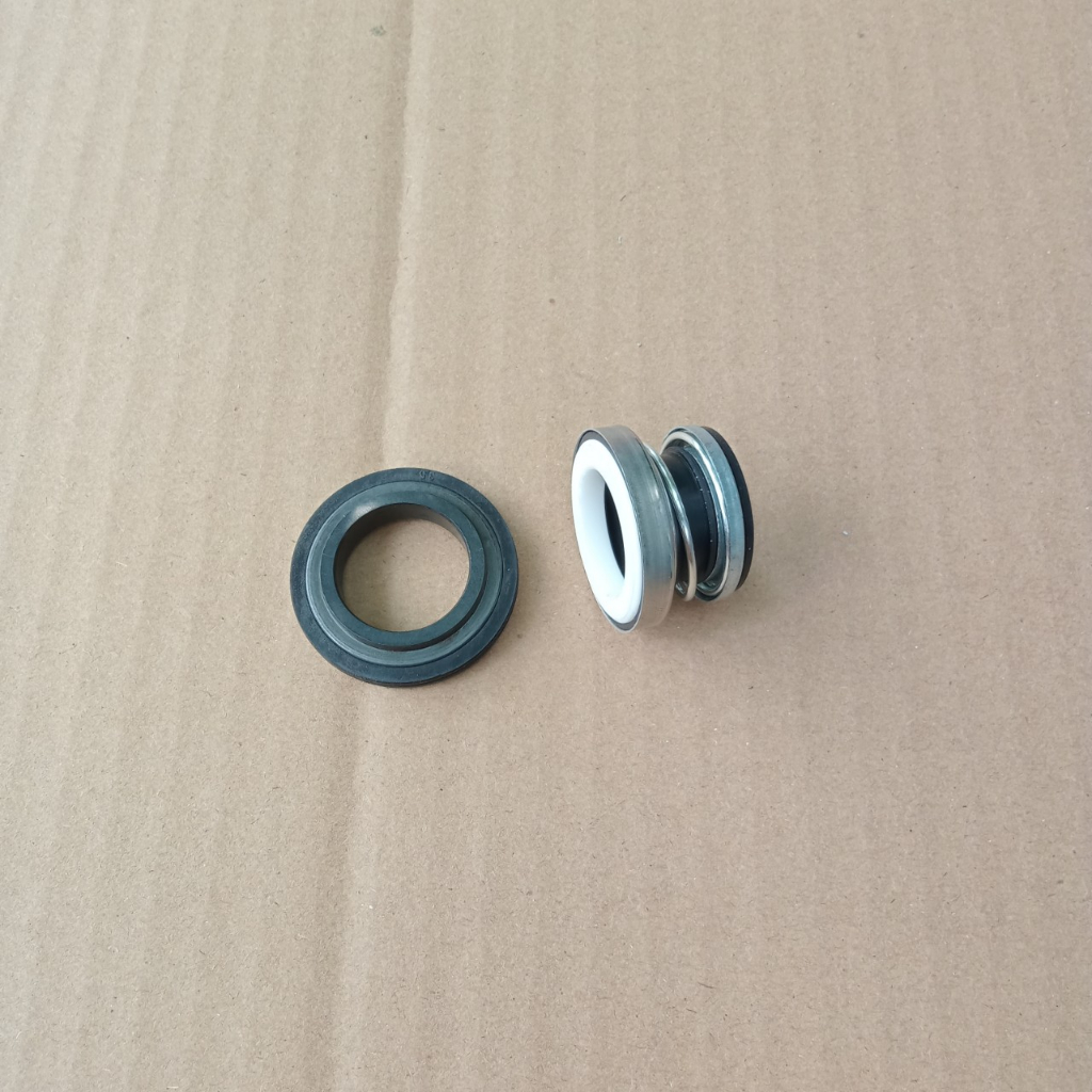 Phớt máy bơm có trục 20mm, mặt đá 36mm, lò xo ngắn
