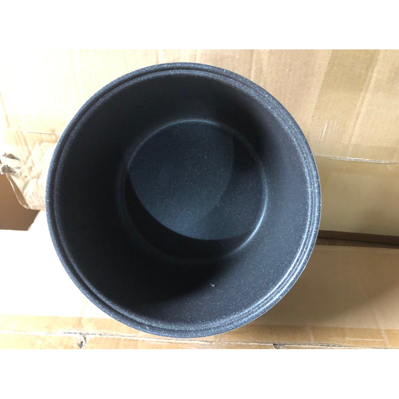 Lòng nồi cơm điện 1 lít 8 320g; 400g; 680g