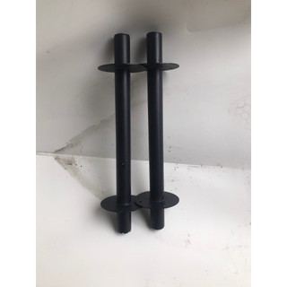 Chống loa cao 30cm giá 150k/1 đôi