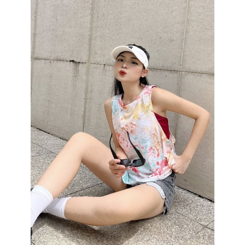 Áo ba lỗ nách khoét rộng