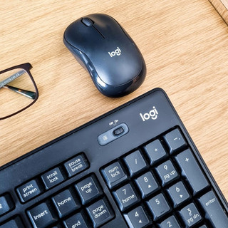 Combo bàn phím, chuột Logitech MK295 Silent Wireless