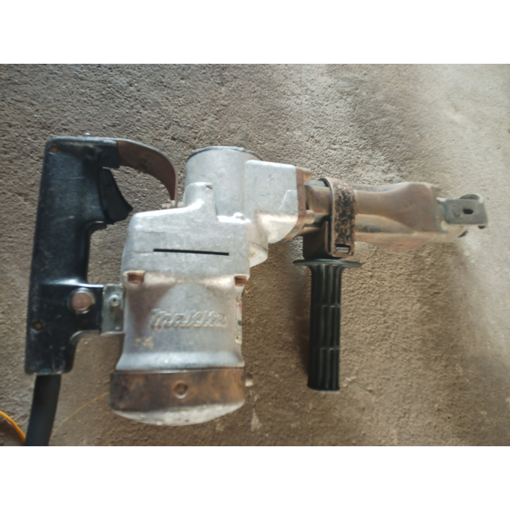 Máy đục bê tông 21mm Makita hàng nhât bãi