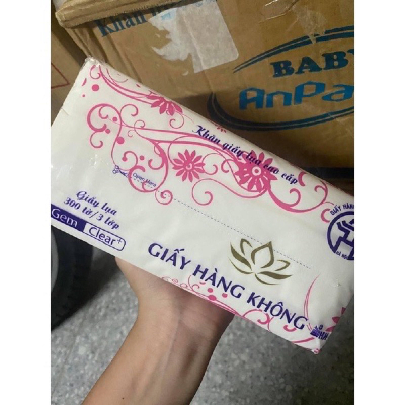 Khăn giấy rút Giấy lụa hàng không 300 tờ siêu mịn