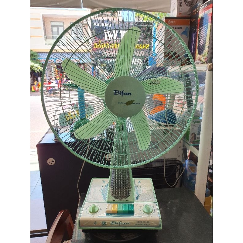 Quạt điện để bàn Bifan B4, đèn ngủ, hẹn giờ BH 36 tháng