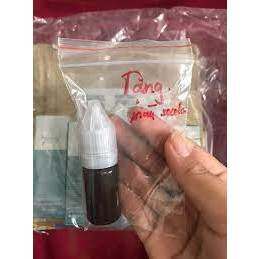 Sát trùng cuống rốn trẻ sơ sinh