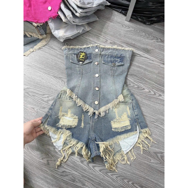 Áo ống jeans cúp ngực vạt nhọn cài cúc - S0L