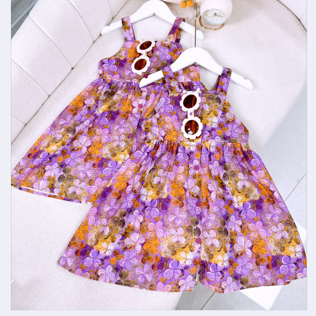 Váy bé gái 2 dây hoa 3D thiết kế cúc trước ngực cho bé yêu từ 8-25kg