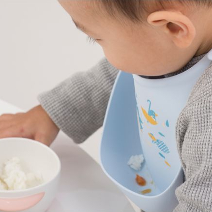 [gift] (hàng tặng không bán) Yếm ăn dặm silicone cho bé Richell Nhật Bản | Baby