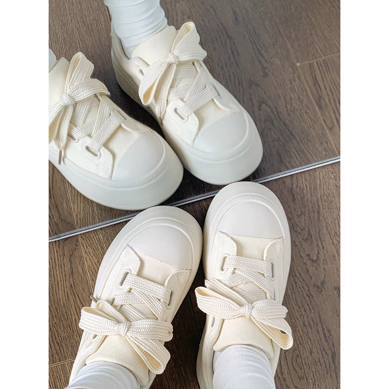 Giày sneaker trắng đế bánh mì, giày thể thao nữ canvas đế bánh mì cao 3P