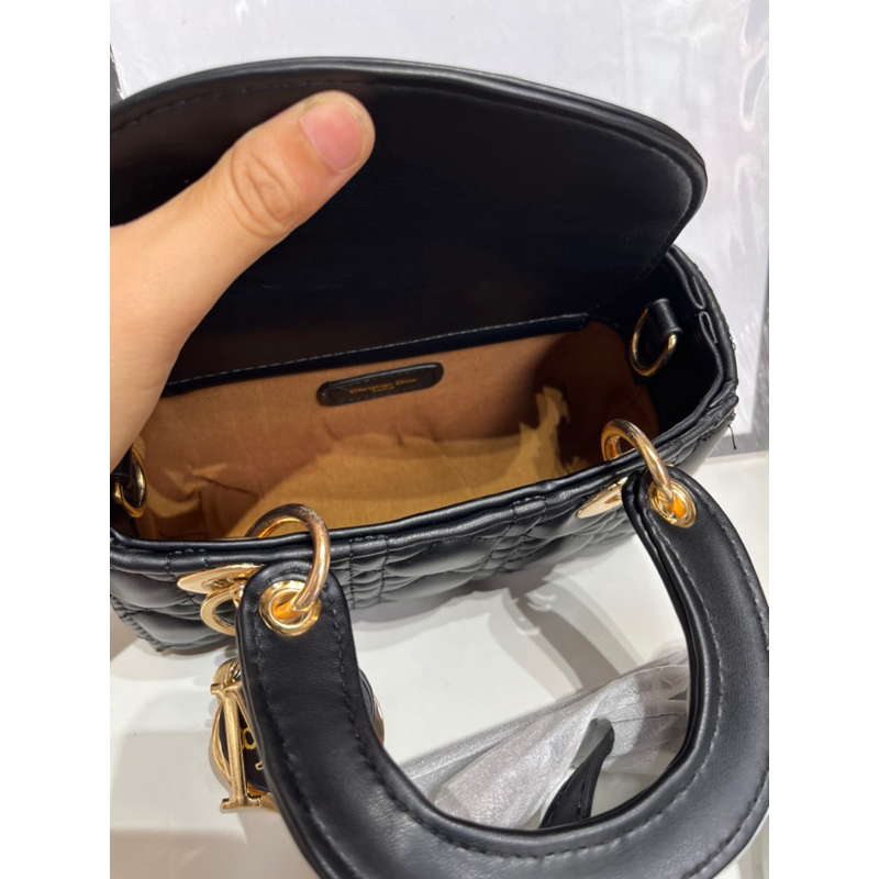 Túi xách nữ, Túi đeo chéo , túi diorrr lady da mềm phom chuẩn ảnh thật . túi xách thời trang da đẹp chuản phom