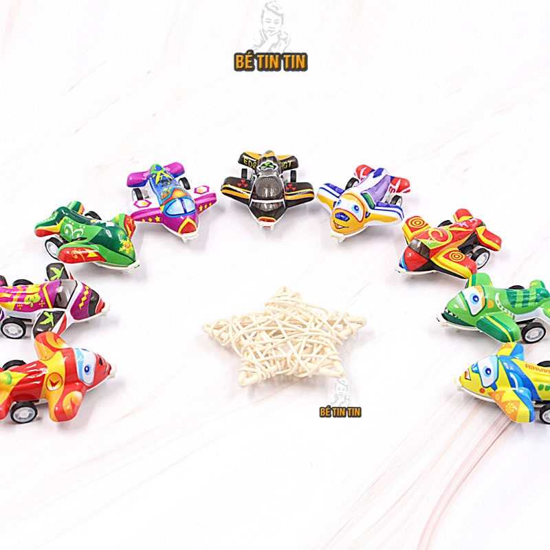 Đồ chơi trẻ em máy bay mini vặn dây cót chạy đà cho bé