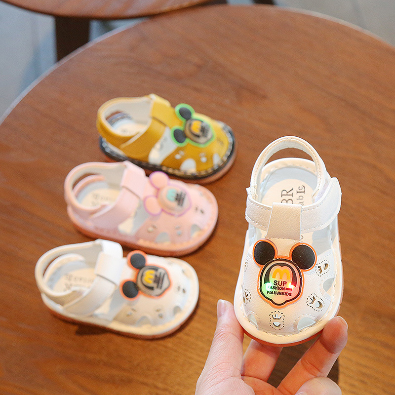 Xăng Đan Tập Đi Có Đèn A-11, Giày Tập Đi Chuột Mickey Da Mềm Đế Cao Su Siêu Thoáng Chân Cho Bé Trai - Dép Có Quai Hậu