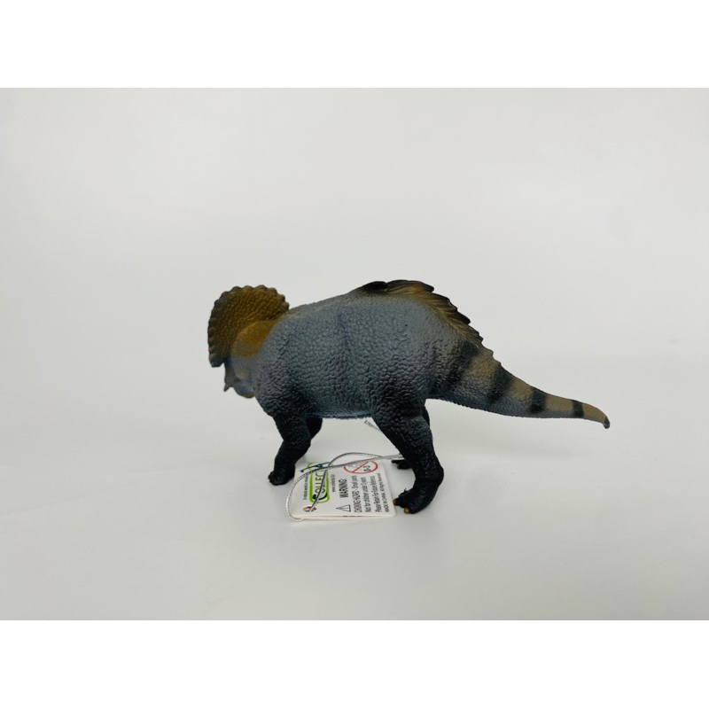 Mô hình khủng long Nasutoceratops