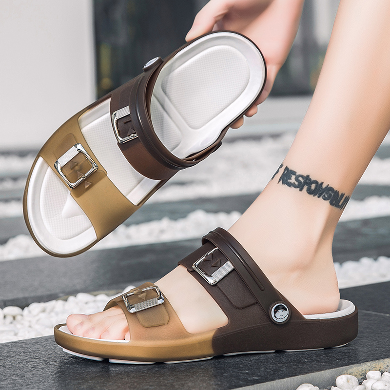 Giày sandal nam đi biển GDN130