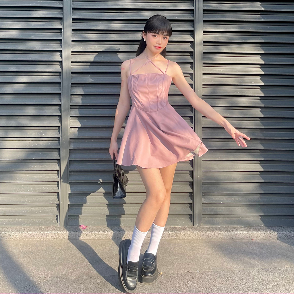 Đầm hai dây xoè chất liệu da màu Hồng NewFangled//Butterfly Leather Dress PInk Pastel NewFangled