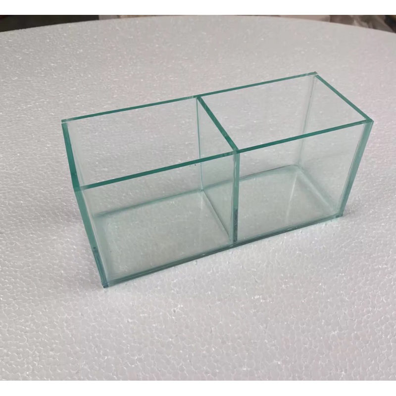 Bể cá 28x13x10 chia 2 ngăn