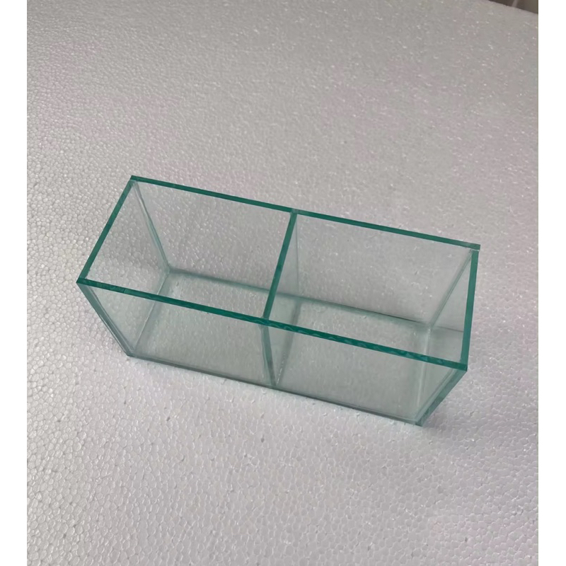 Bể cá 28x13x10 chia 2 ngăn