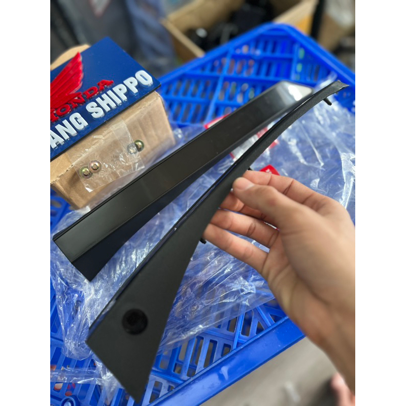 Nẹp thùng xăng supper dream chính hãng