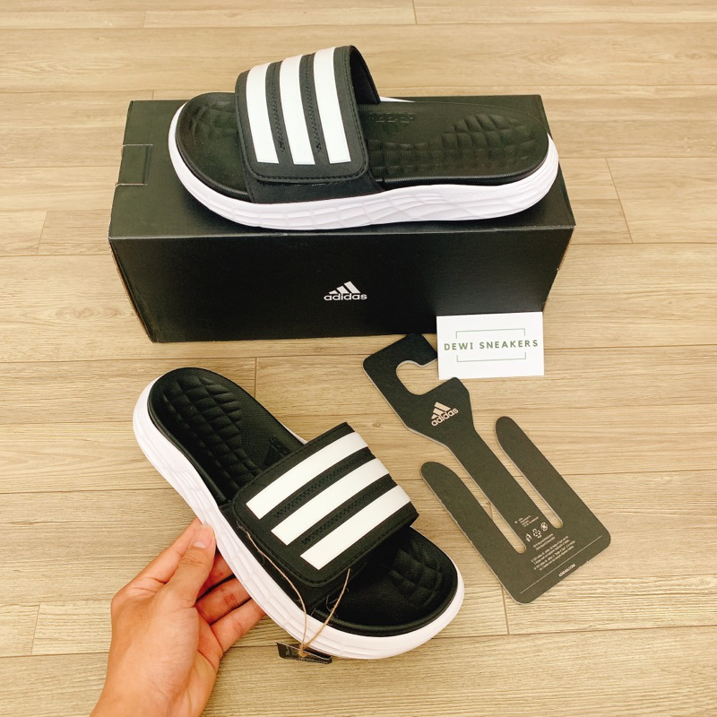 Dép quai ngang Adidas Duramo trắng đen có sẵn