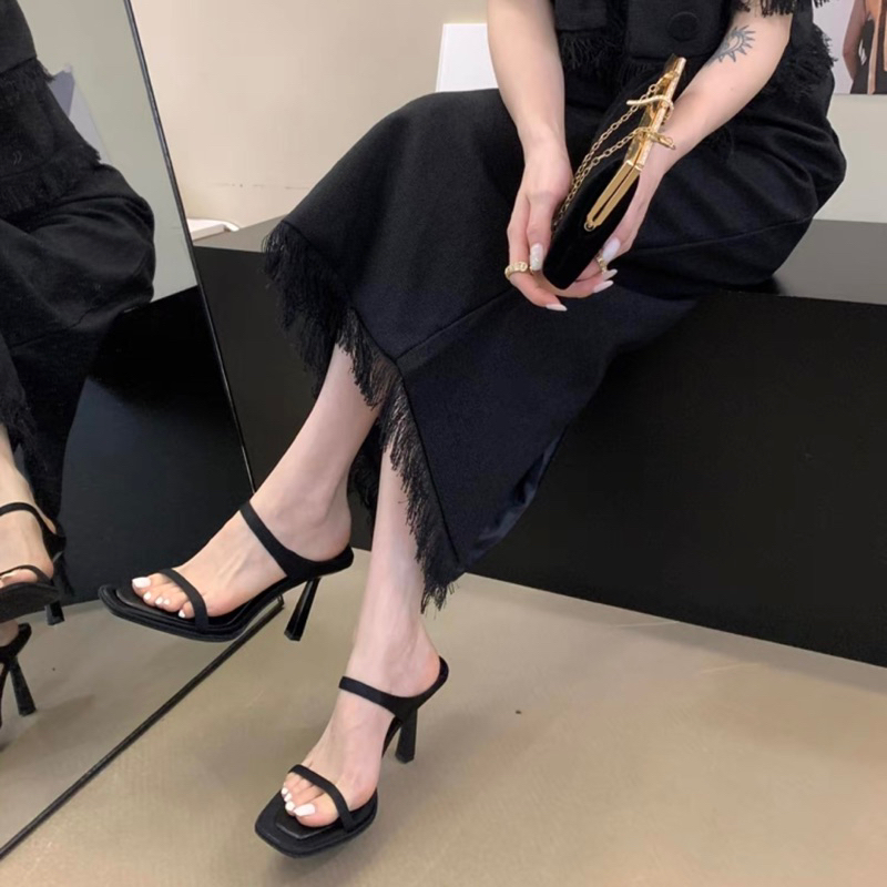 Giày Sandals Cao Gót 8cm, thiết kế quai độc đáo