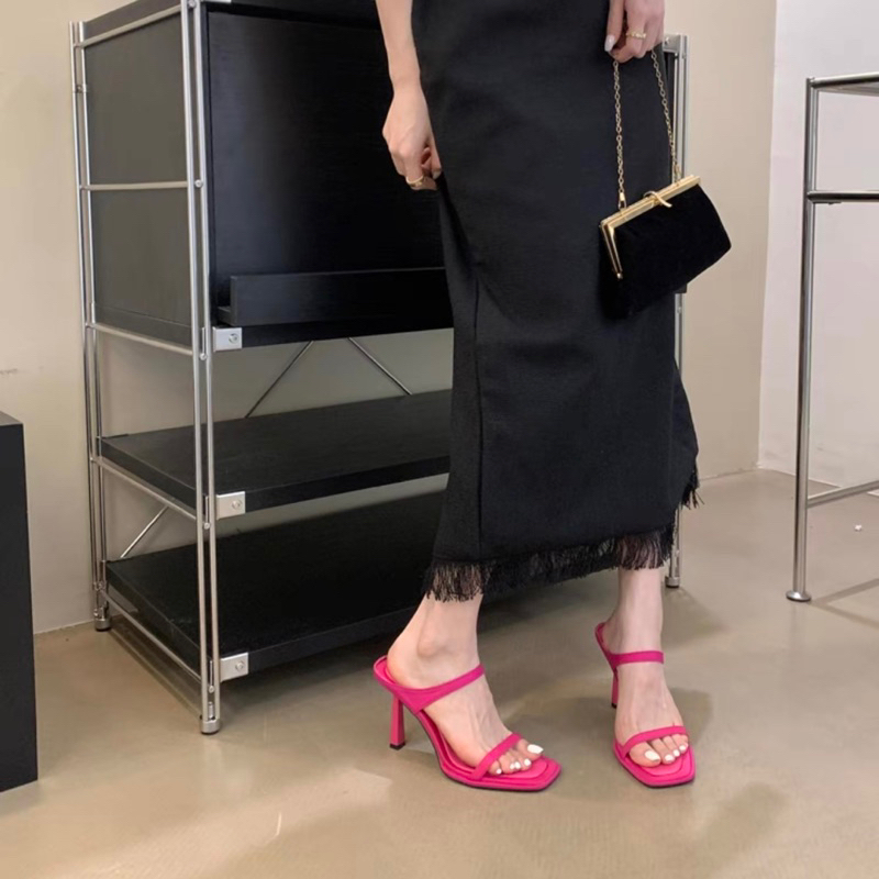 Giày Sandals Cao Gót 8cm, thiết kế quai độc đáo