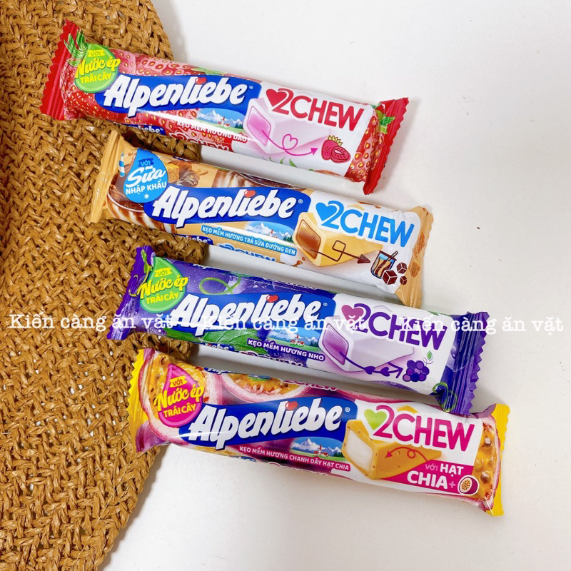 Kẹo mềm Alpenliebe 2chew hương dâu, nho, chanh leo hạt chia gói (25g) với nước ép trái cây thơm ngon hấp dẫn