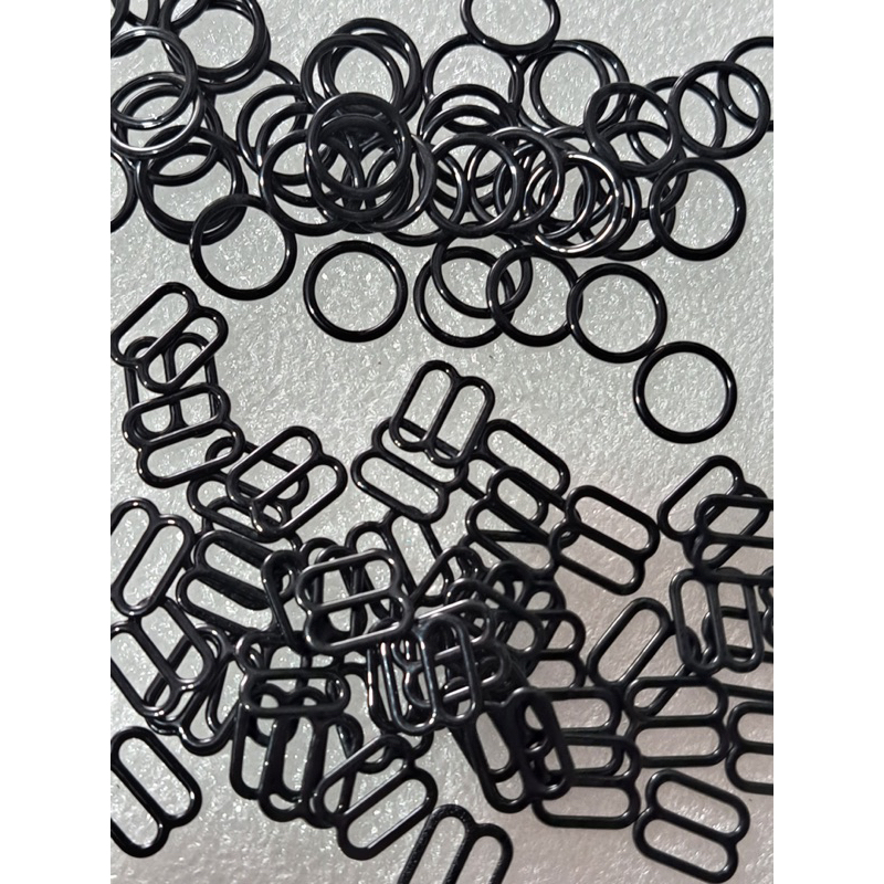 Khoen dây áo ngực 0.8cm-1.2cm giá 65k/400 khoen nhựa