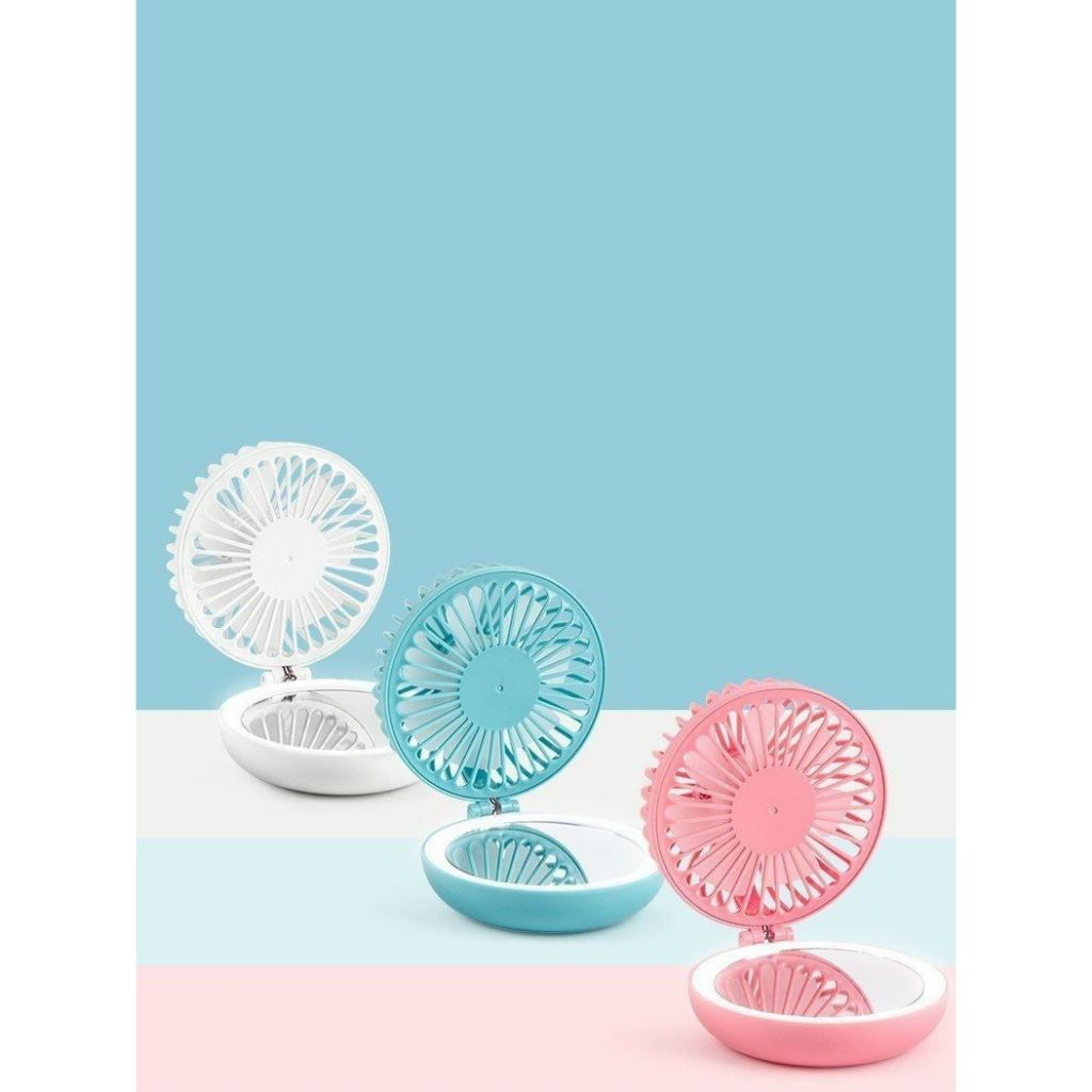 Quạt A8 có gương soi tiện lợi, có đèn, dây đeo