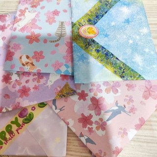Lucky box ngẫu nhiên toploader decor sticker