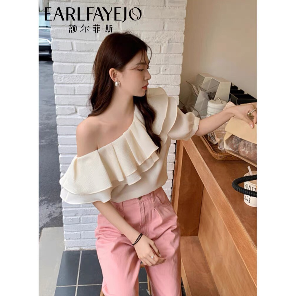 Áo kiểu viền bèo tầng trễ vai phối gì cũng xinh  N823