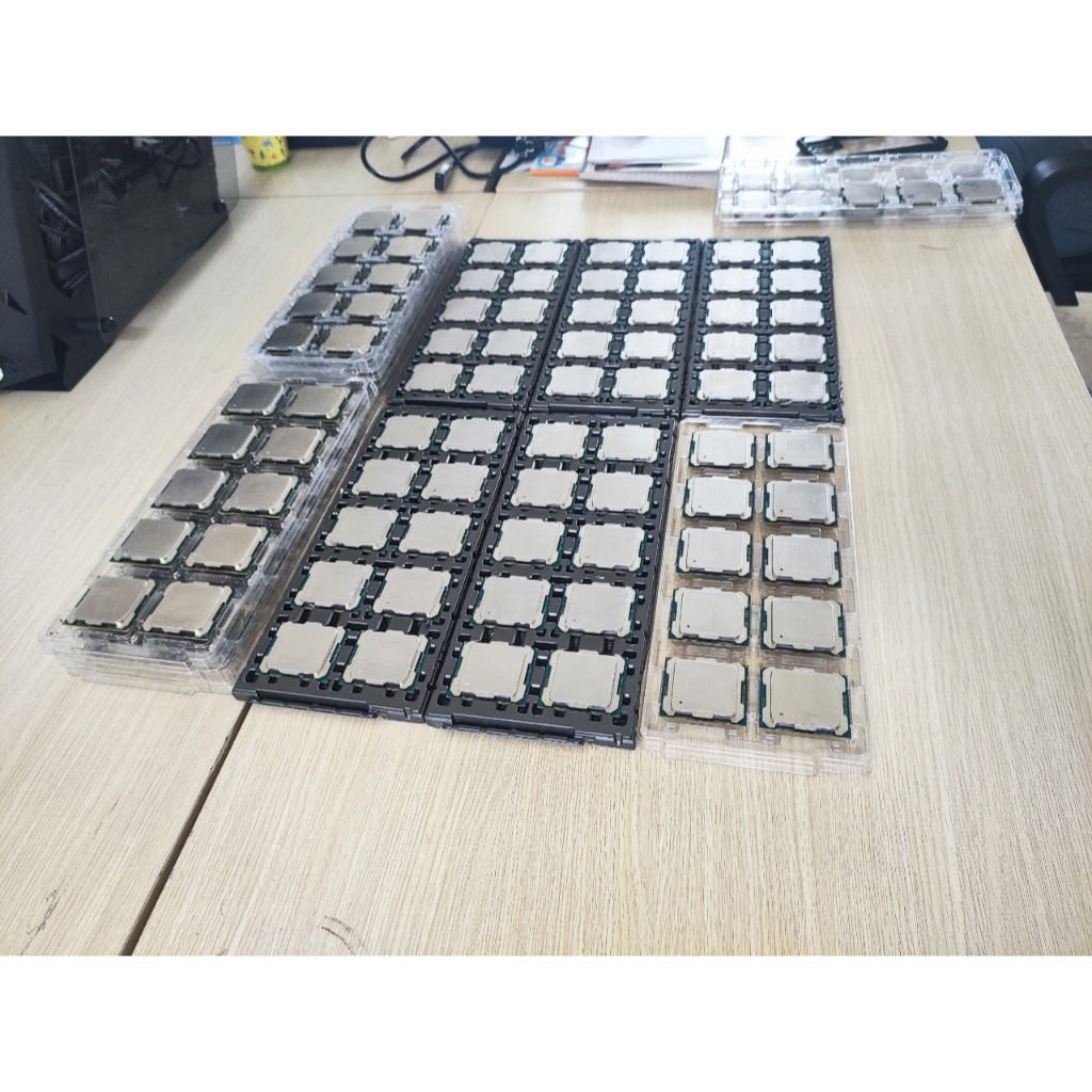 CPU Intel Xeon 2696v3 2673v4 2696v4