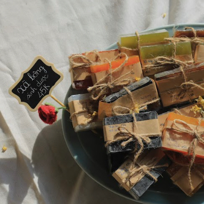 Xà Bông Sinh Dược - Nhà nhiều Lá - Chiết Suất Từ Thiên Nhiên, Thân Thiện Môi Truờng