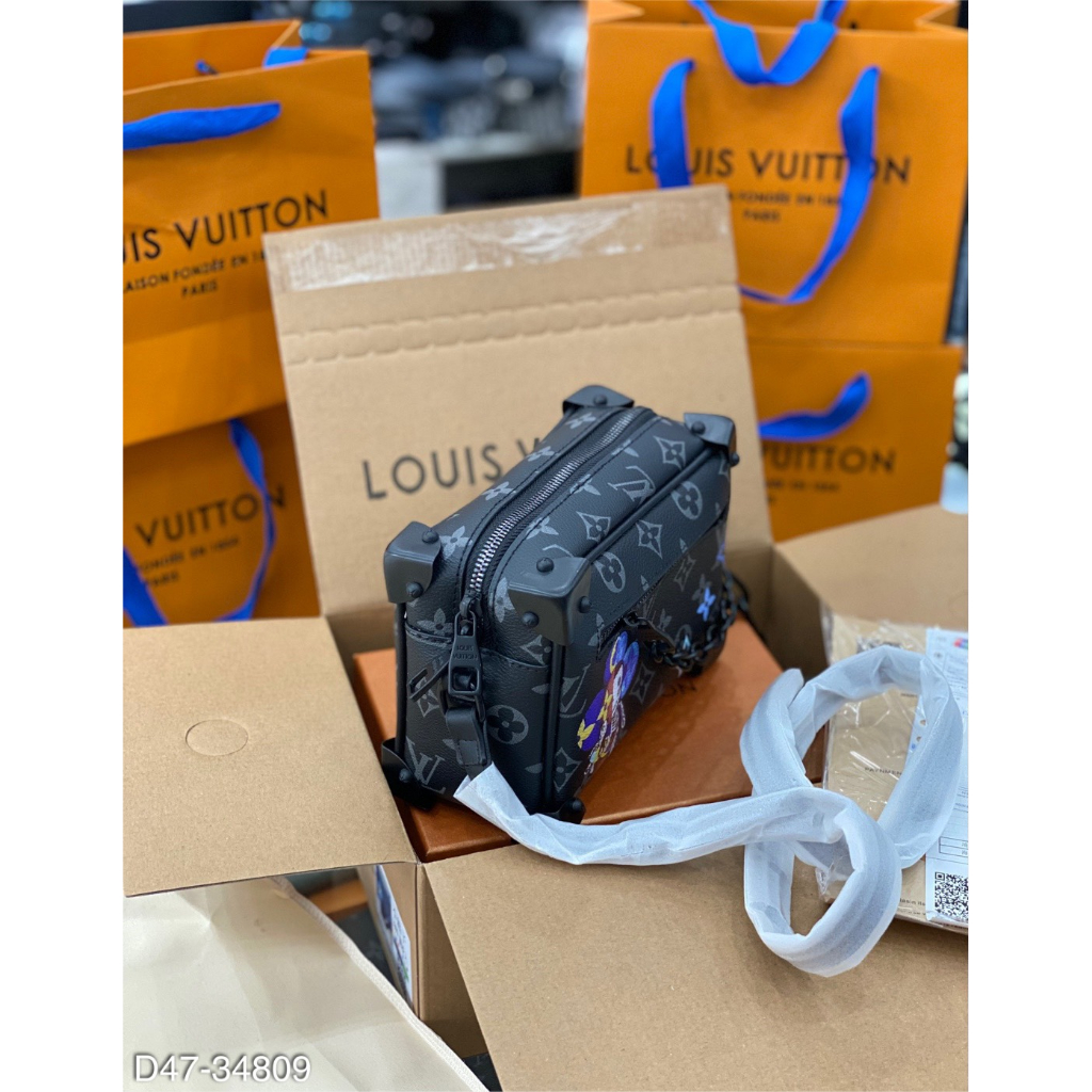 Túi Hộp Đeo Chéo Nam L.V Hoa In Hình Người Mới Nhất - Túi Đeo Chéo Hộp Nam L.V Fullbox