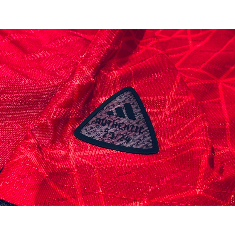 Áo bóng đá MU 2023/24 bản player